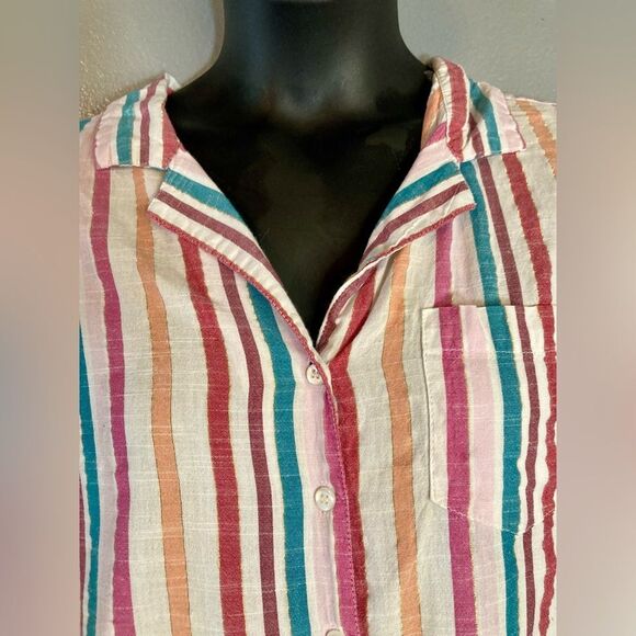 Unique Spectrum striped button up blouse - Picture 4 of 6